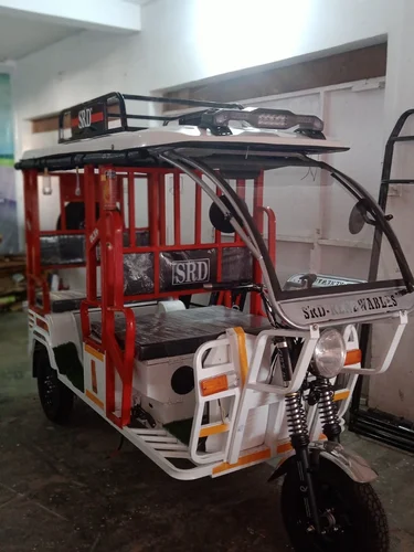 SRD DLX Three wheeler E Rickshaw