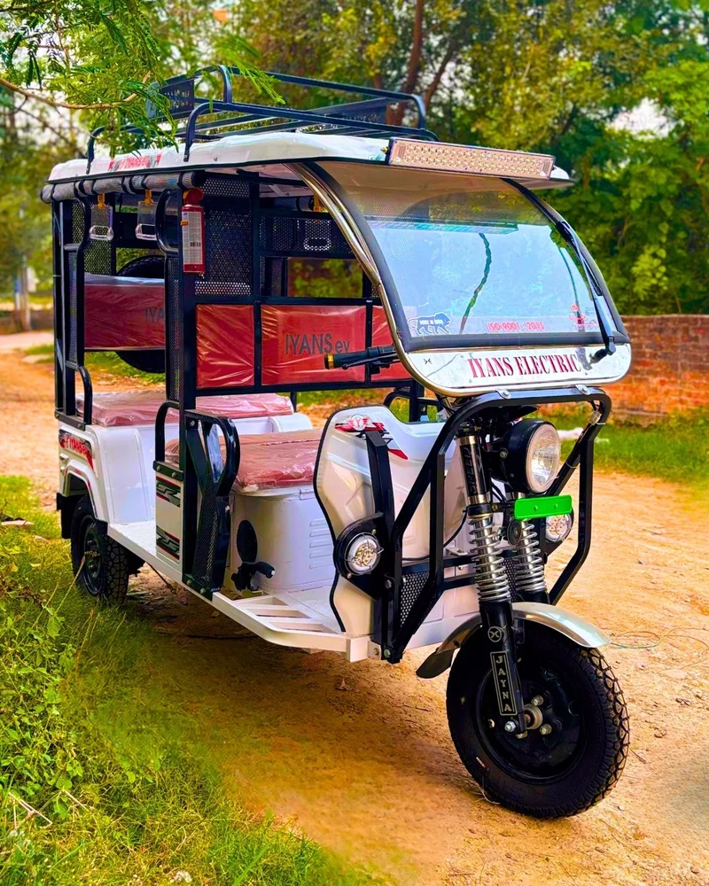 Passenger E Rickshaw